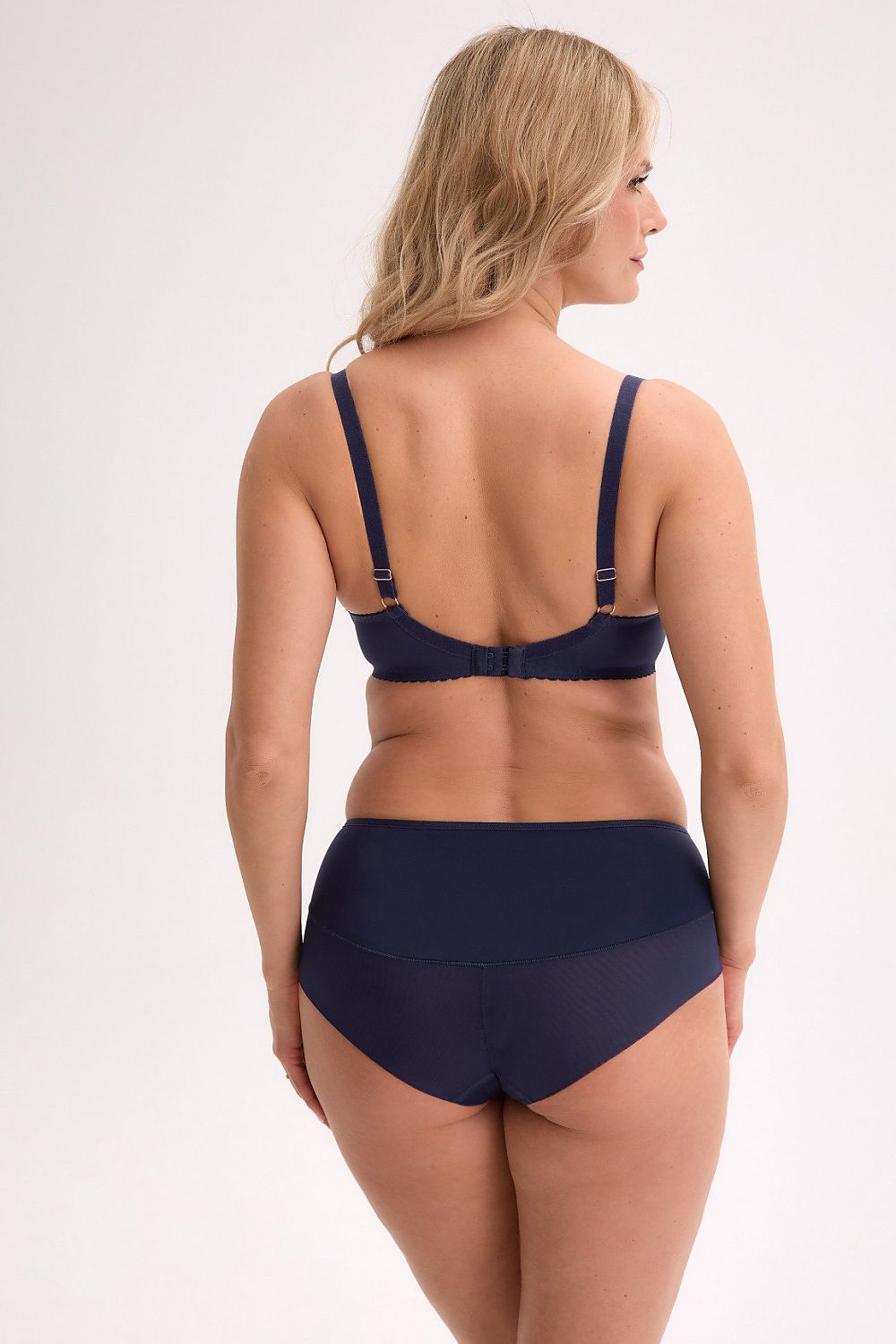 Semi- Soft model 221775 Gaia