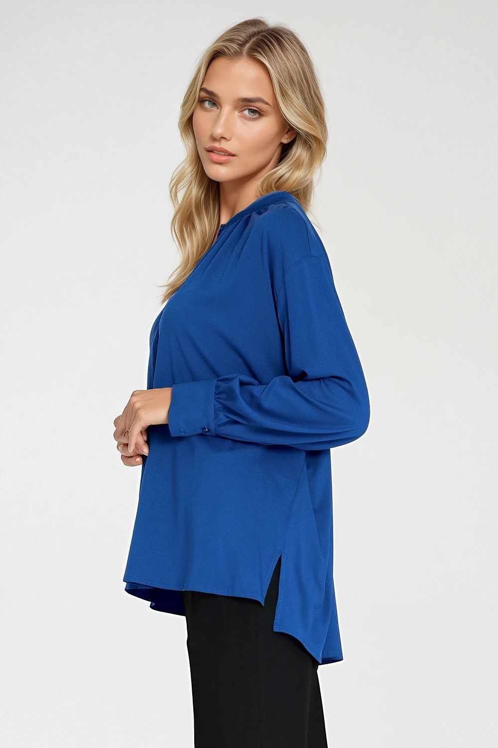  Bluse model 219789 Nife 